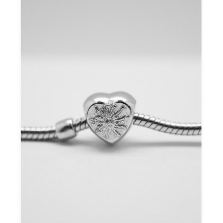 CHARM EGUZKILORE CORAZÓN